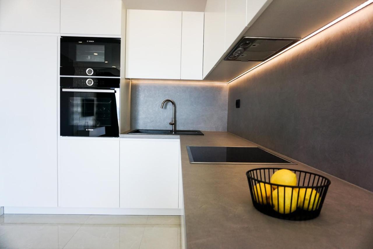 Sol Rooftop Apartments Tucepi Bagian luar foto